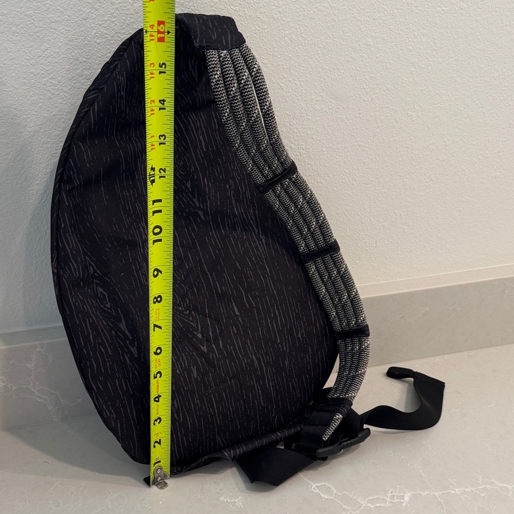 Kavu Dark Patterned Sling Bag - Picture 6 of 7